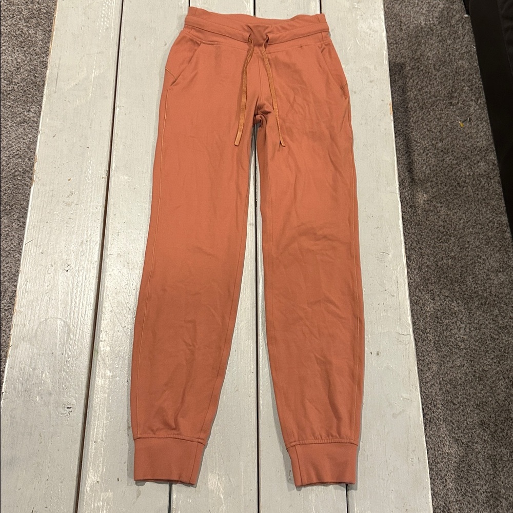 lululemon athletica Ready to Rulu” 7/8 Jogger / Jogger 29” excellently! Sz 2